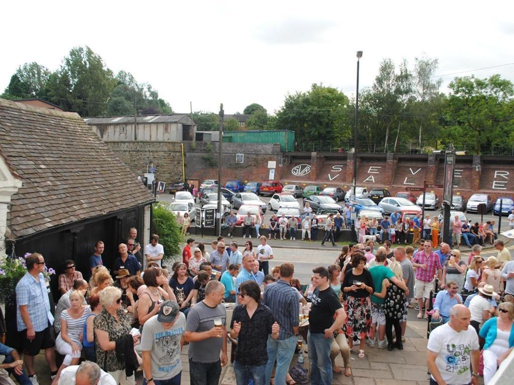 The George Hotel Bridgnorth Bagian luar foto