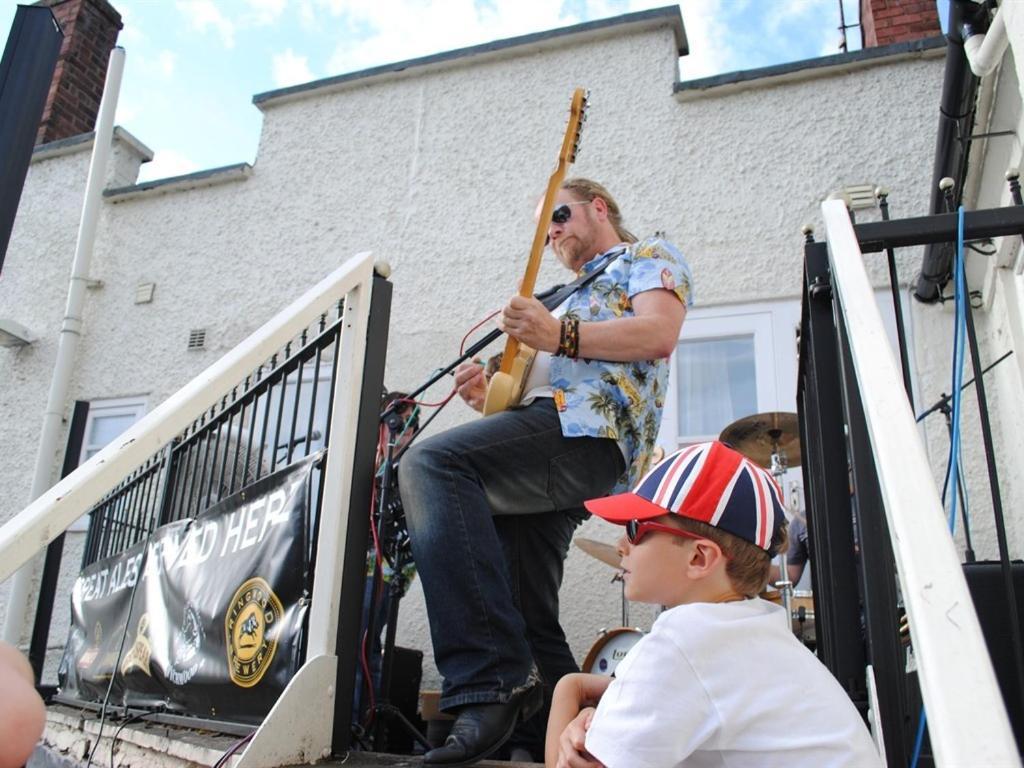 The George Hotel Bridgnorth Bagian luar foto