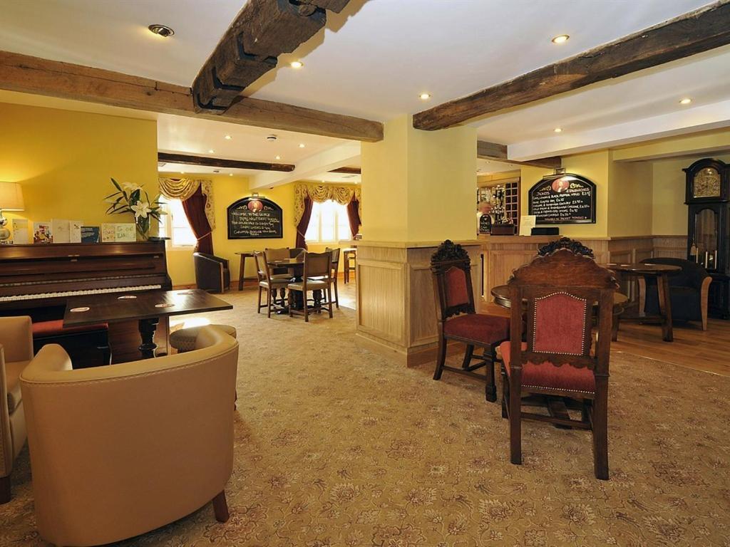 The George Hotel Bridgnorth Bagian luar foto